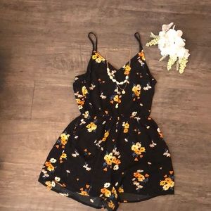 Surplice neck flowery romper